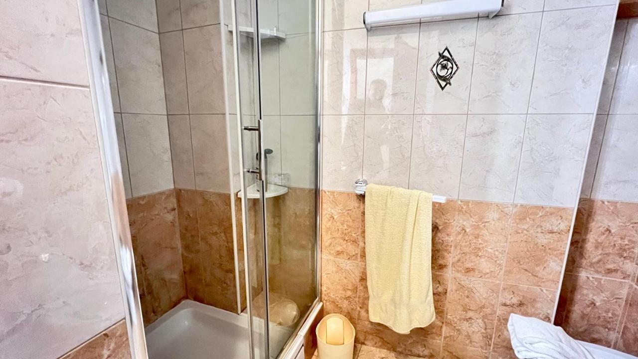 Mezzanine Apartment, Zagreb Center Екстер'єр фото